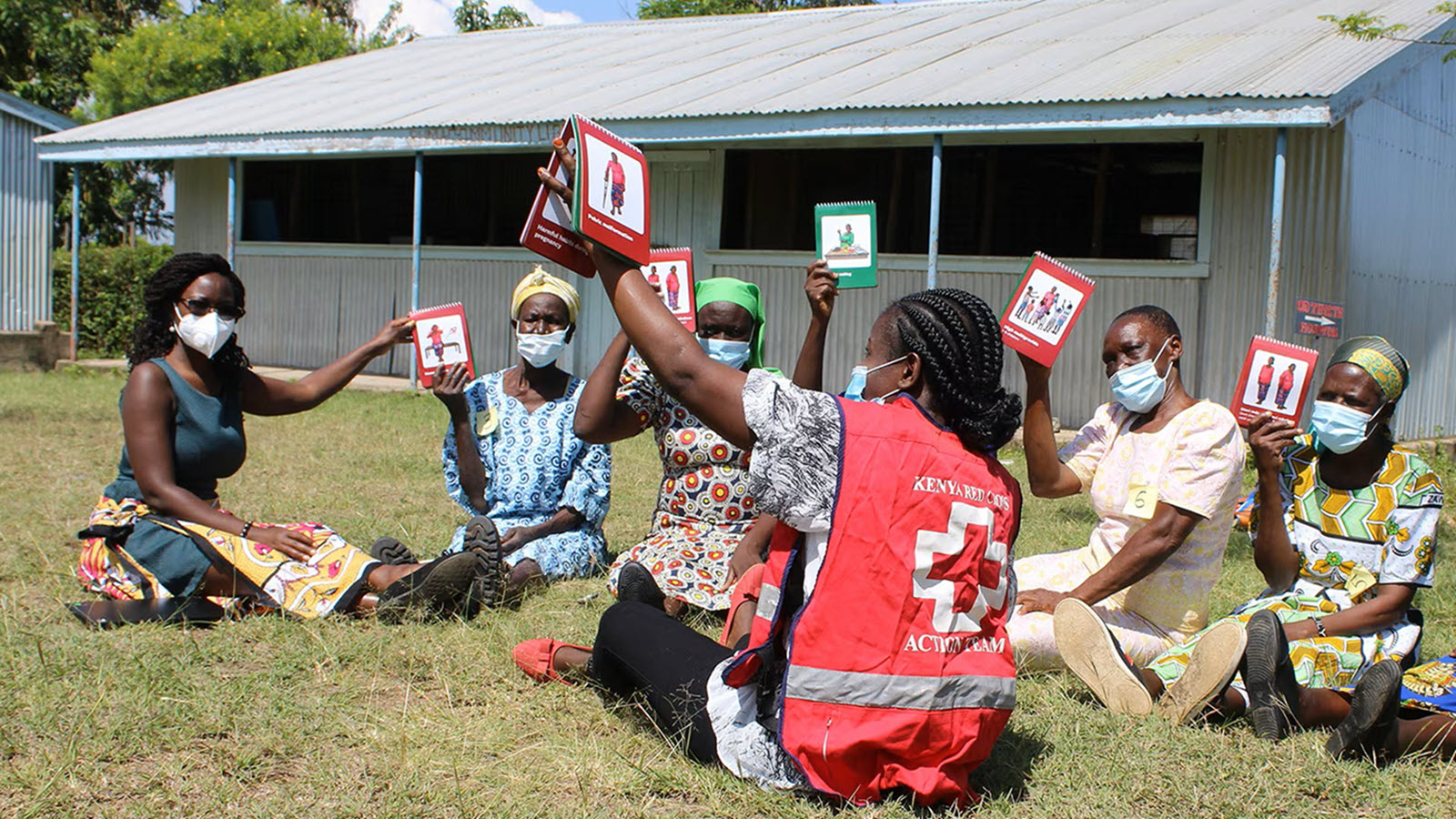 Philips Foundation wins Design Business Association Grand Prix and Gold Award for their high-risk pregnancy referral tool